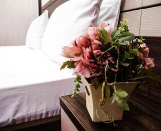 Гостевой дом Luxury House Шымкент Двухместный номер с 1 кроватью и собственной ванной комнатой-19